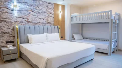 Baumanburi Hotel Patong – Foto 4