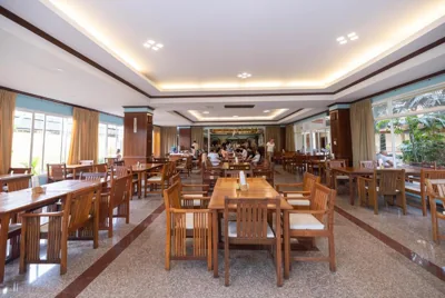 Baumanburi Hotel Patong – Foto 6